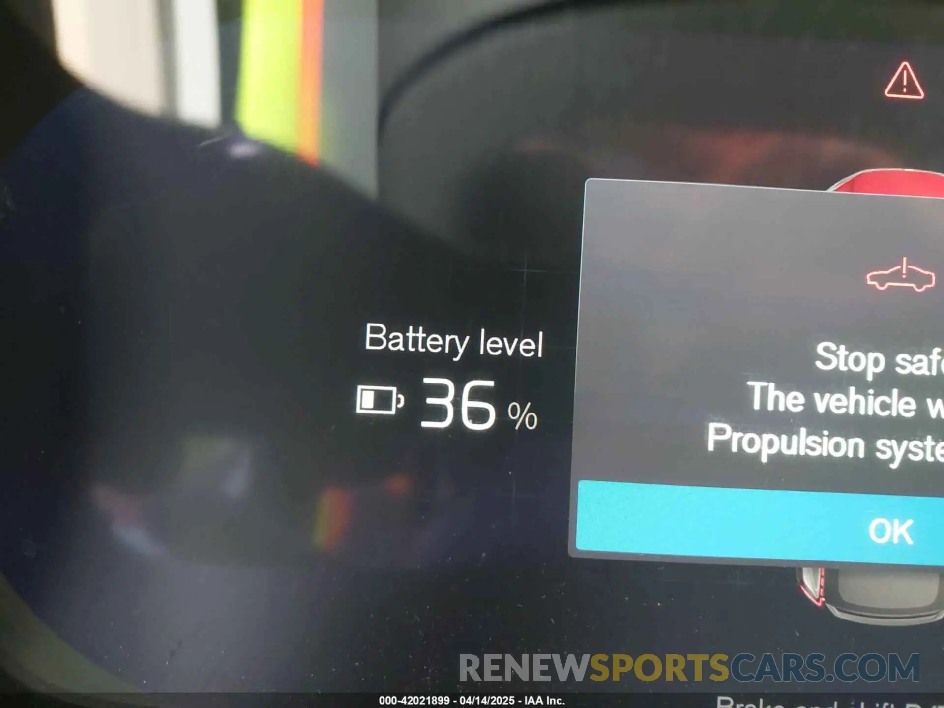 17 fotografías del automóvil dañado YV4ED3GM5P2036704 VOLVO C40 RECHARGE PURE ELECTRIC 2023