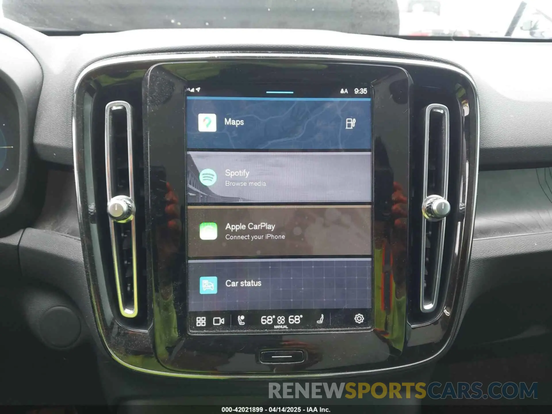 18 fotografías del automóvil dañado YV4ED3GM5P2036704 VOLVO C40 RECHARGE PURE ELECTRIC 2023