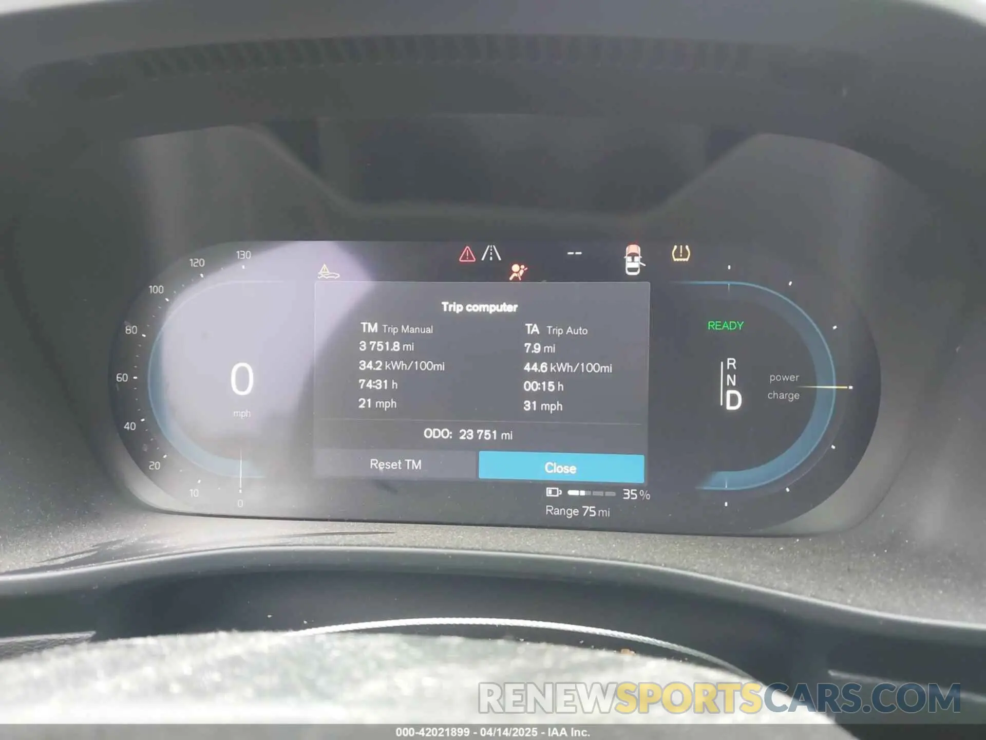 7 fotografías del automóvil dañado YV4ED3GM5P2036704 VOLVO C40 RECHARGE PURE ELECTRIC 2023