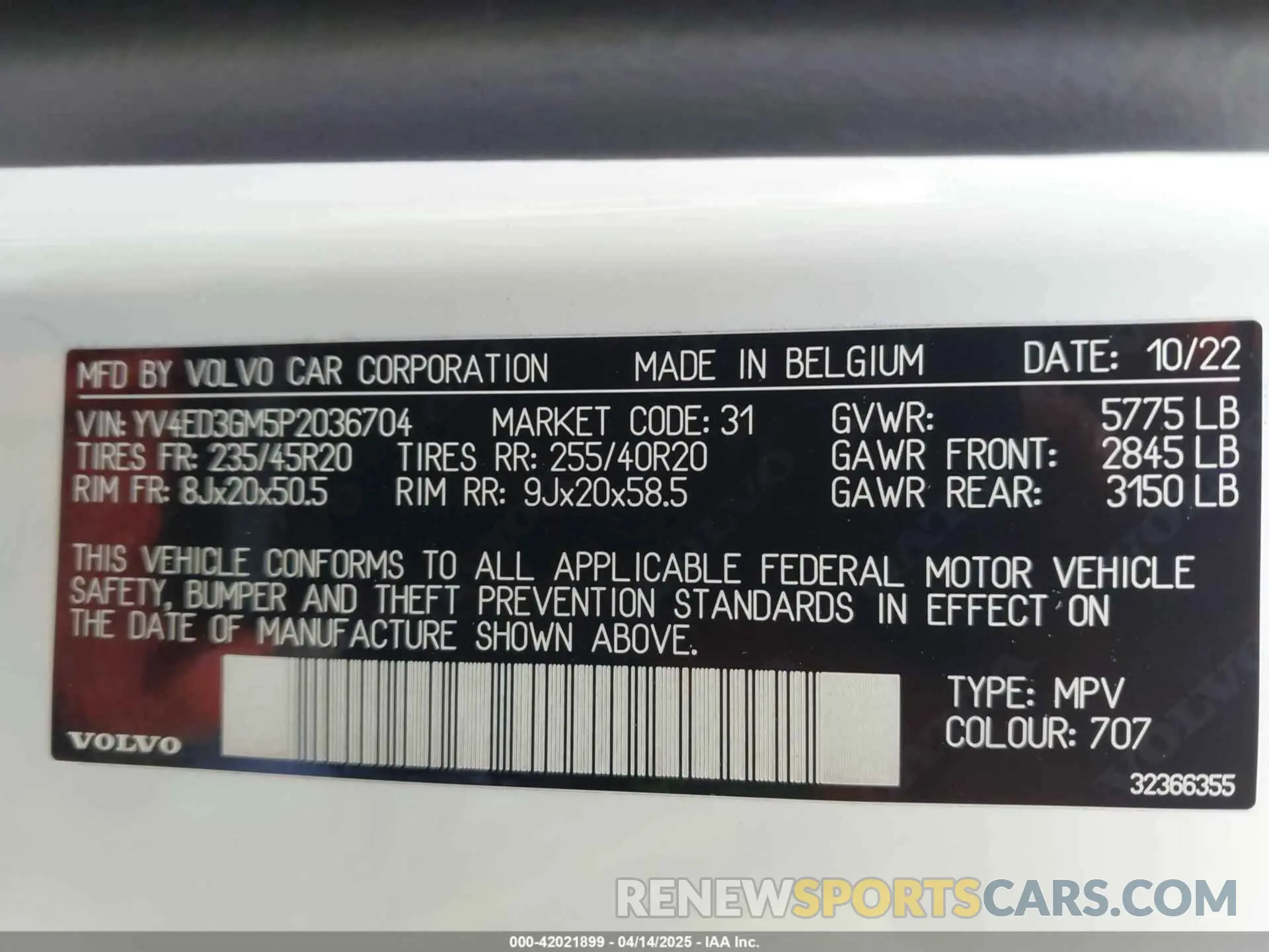 9 fotografías del automóvil dañado YV4ED3GM5P2036704 VOLVO C40 RECHARGE PURE ELECTRIC 2023