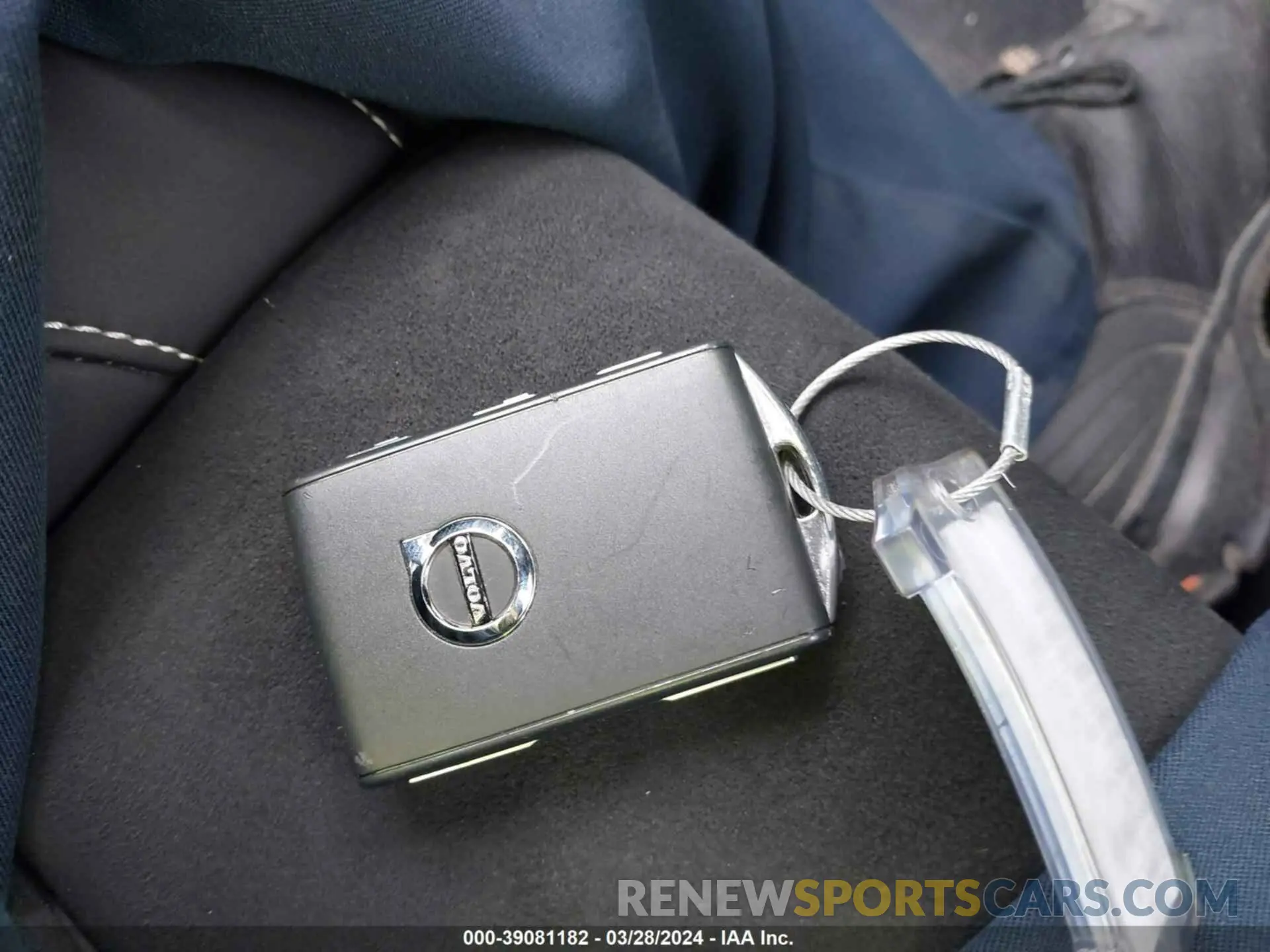 11 fotografías del automóvil dañado YV4ED3GM7P2067212 VOLVO C40 RECHARGE PURE ELECTRIC 2023