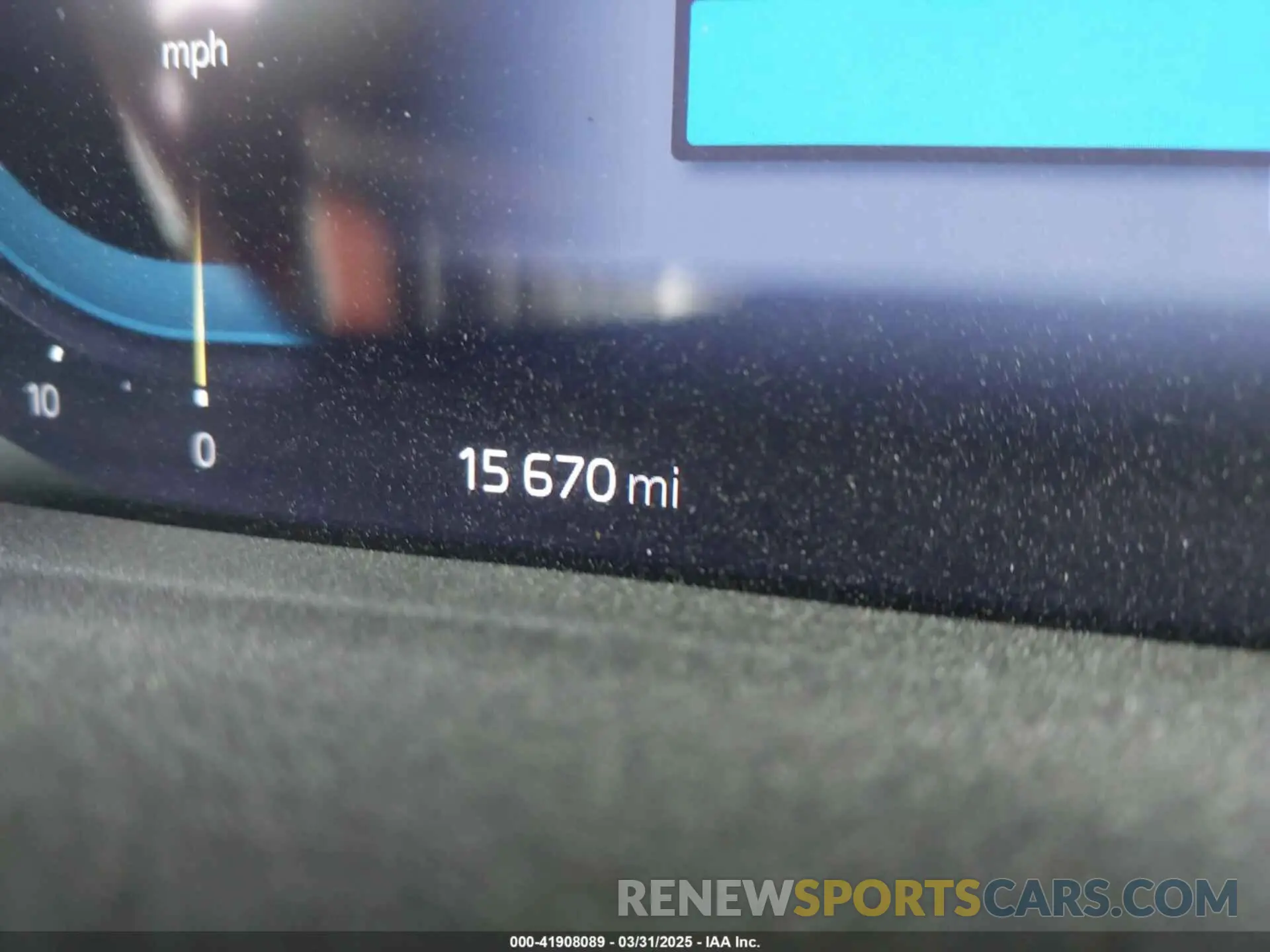 16 fotografías del automóvil dañado YV4ER3GK0R2107021 VOLVO C40 RECHARGE PURE ELECTRIC 2024