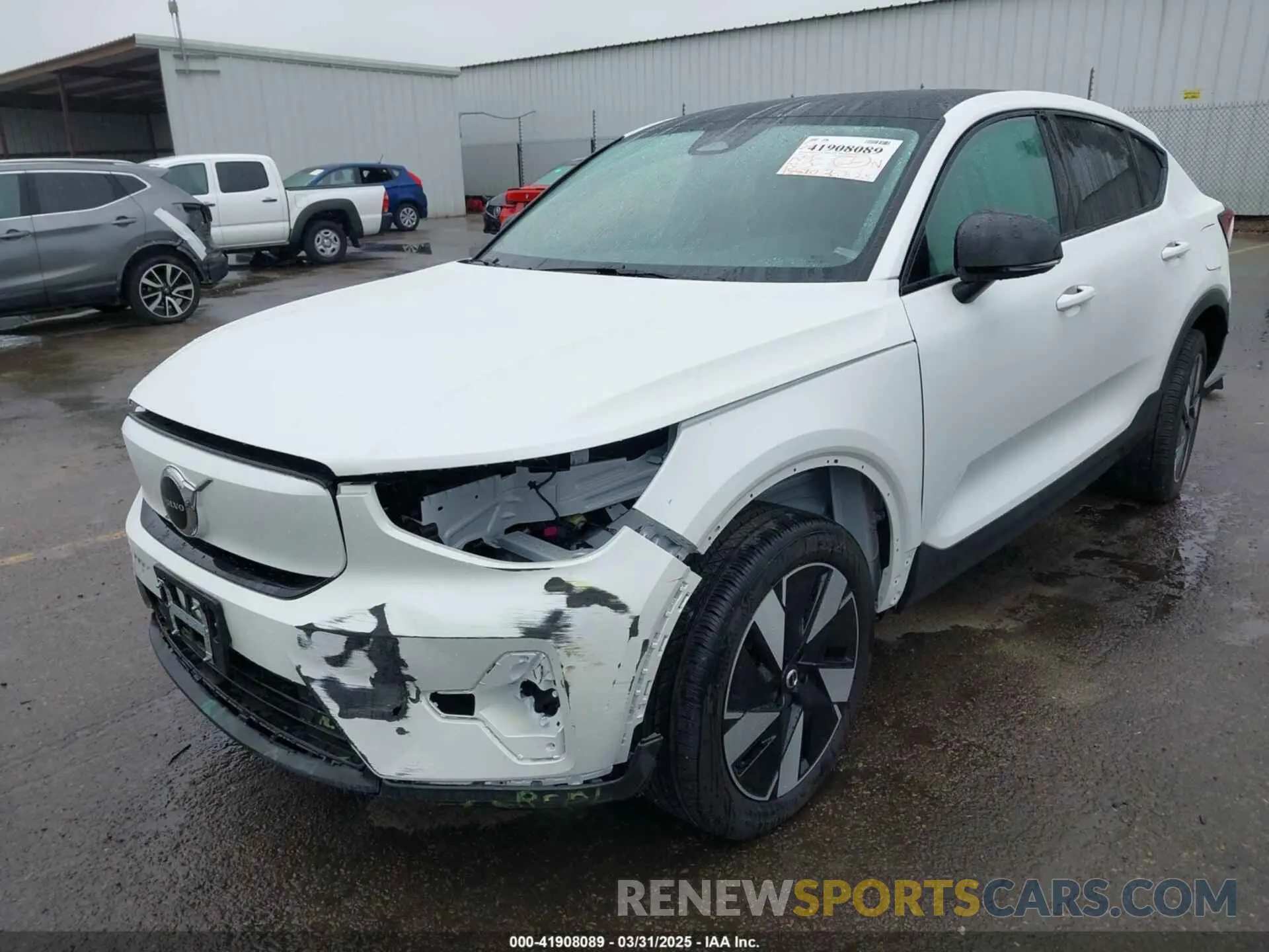 6 fotografías del automóvil dañado YV4ER3GK0R2107021 VOLVO C40 RECHARGE PURE ELECTRIC 2024