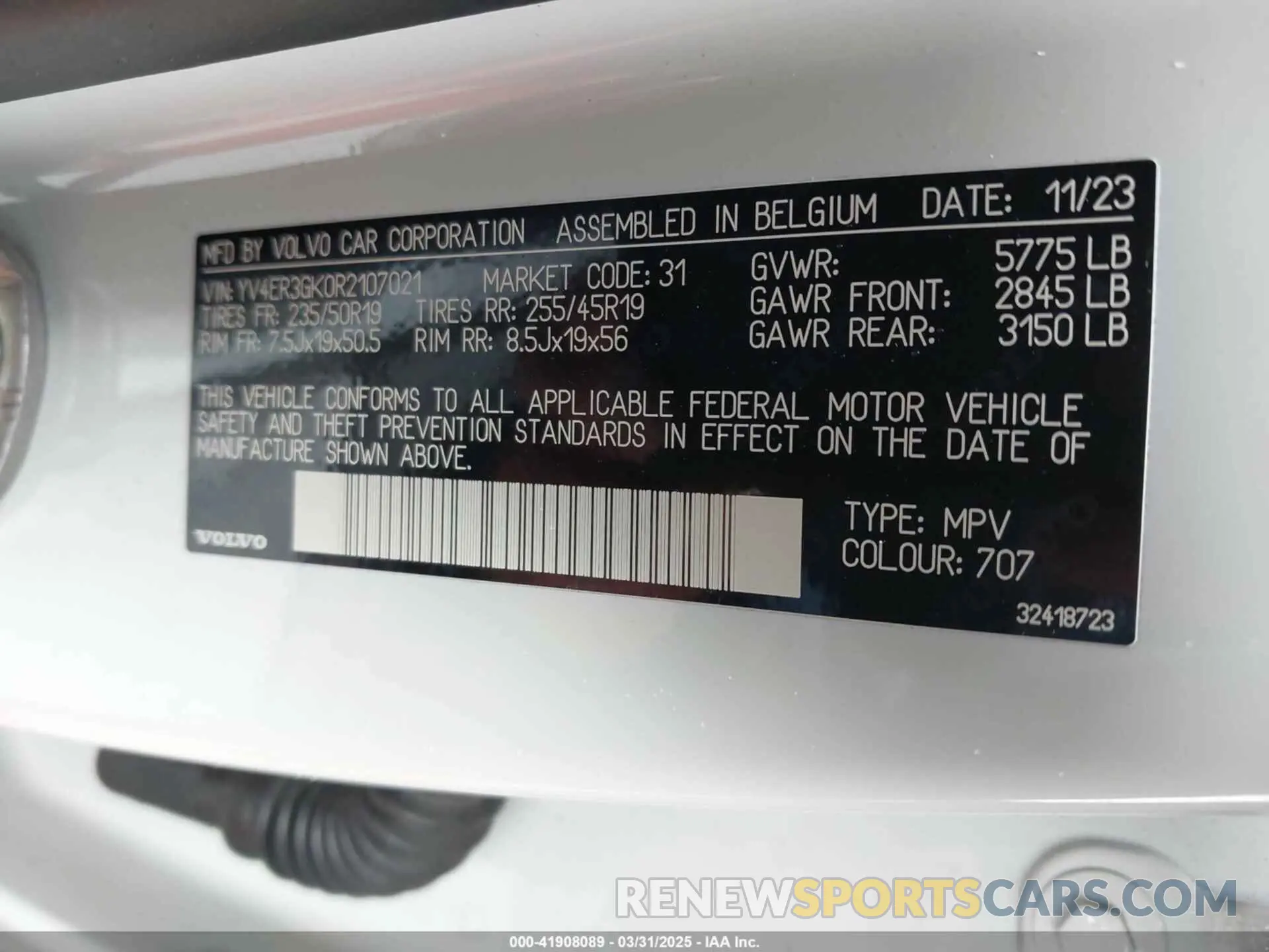 9 fotografías del automóvil dañado YV4ER3GK0R2107021 VOLVO C40 RECHARGE PURE ELECTRIC 2024