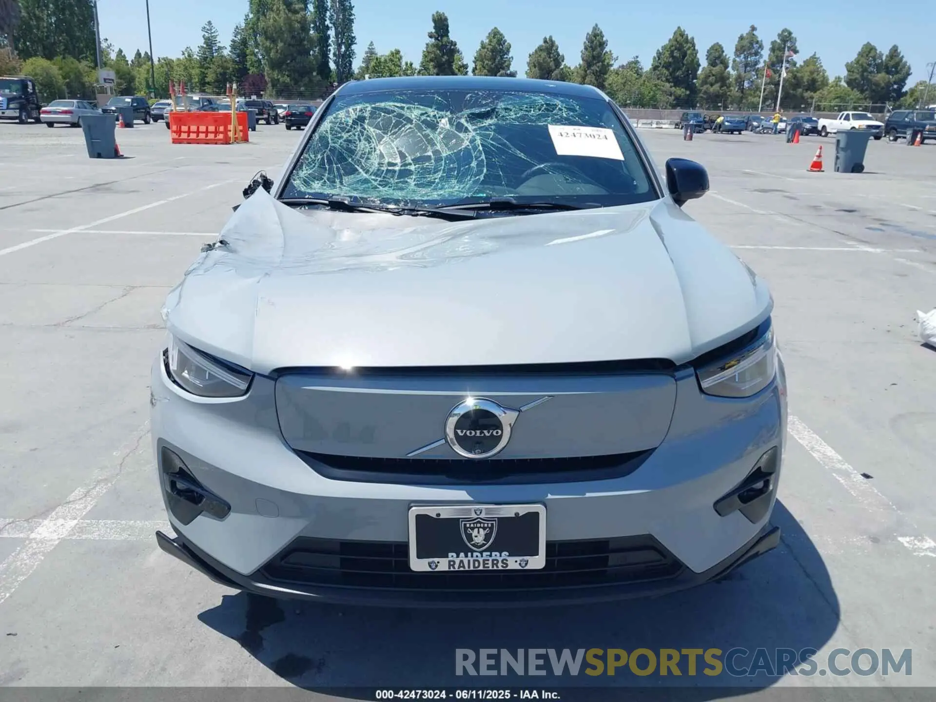 12 fotografías del automóvil dañado YV4ER3GL0R2103611 VOLVO C40 RECHARGE PURE ELECTRIC 2024