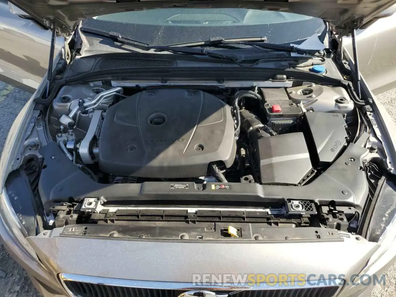11 fotografías del automóvil dañado 7JR102FK1KG003929 VOLVO S60 2019