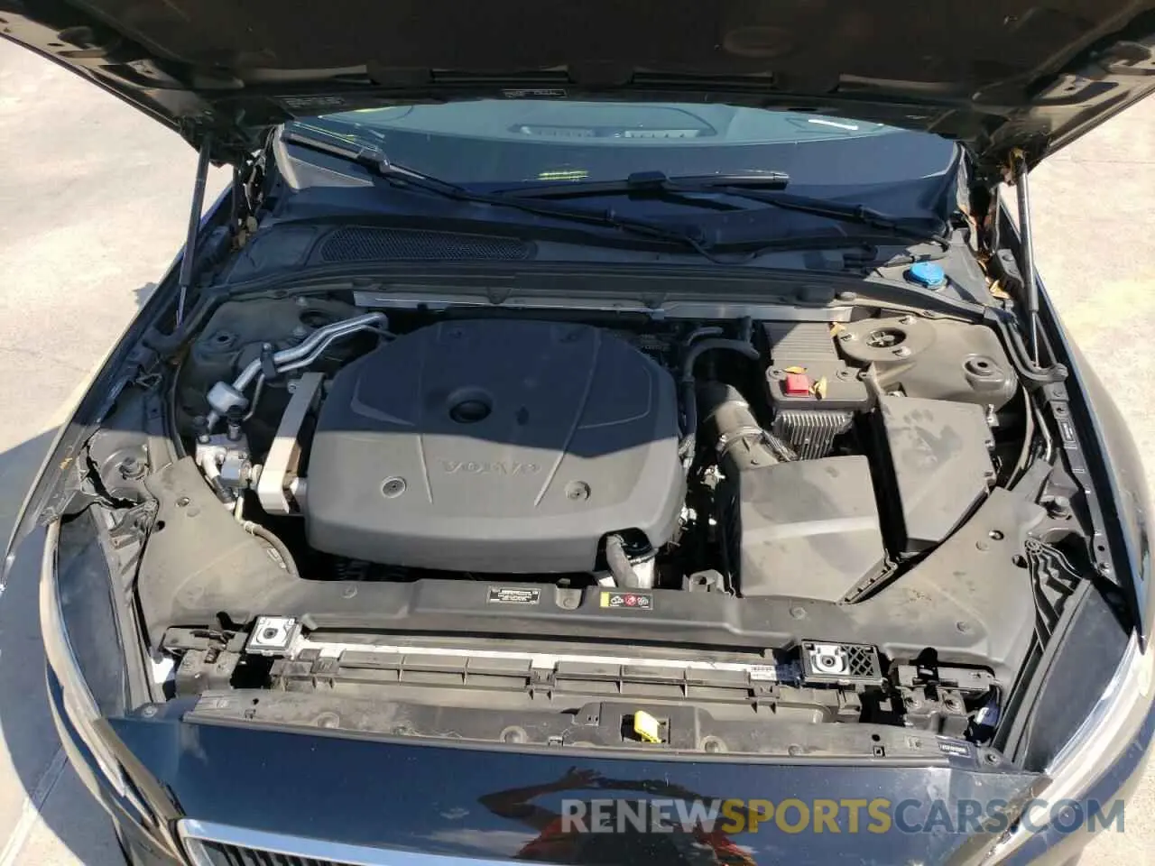 7 fotografías del automóvil dañado 7JR102FK8KG008688 VOLVO S60 2019