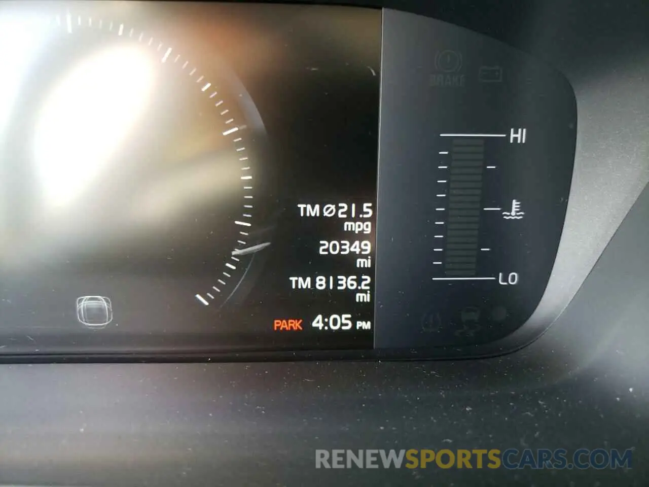 8 fotografías del automóvil dañado 7JR102FK8KG008688 VOLVO S60 2019