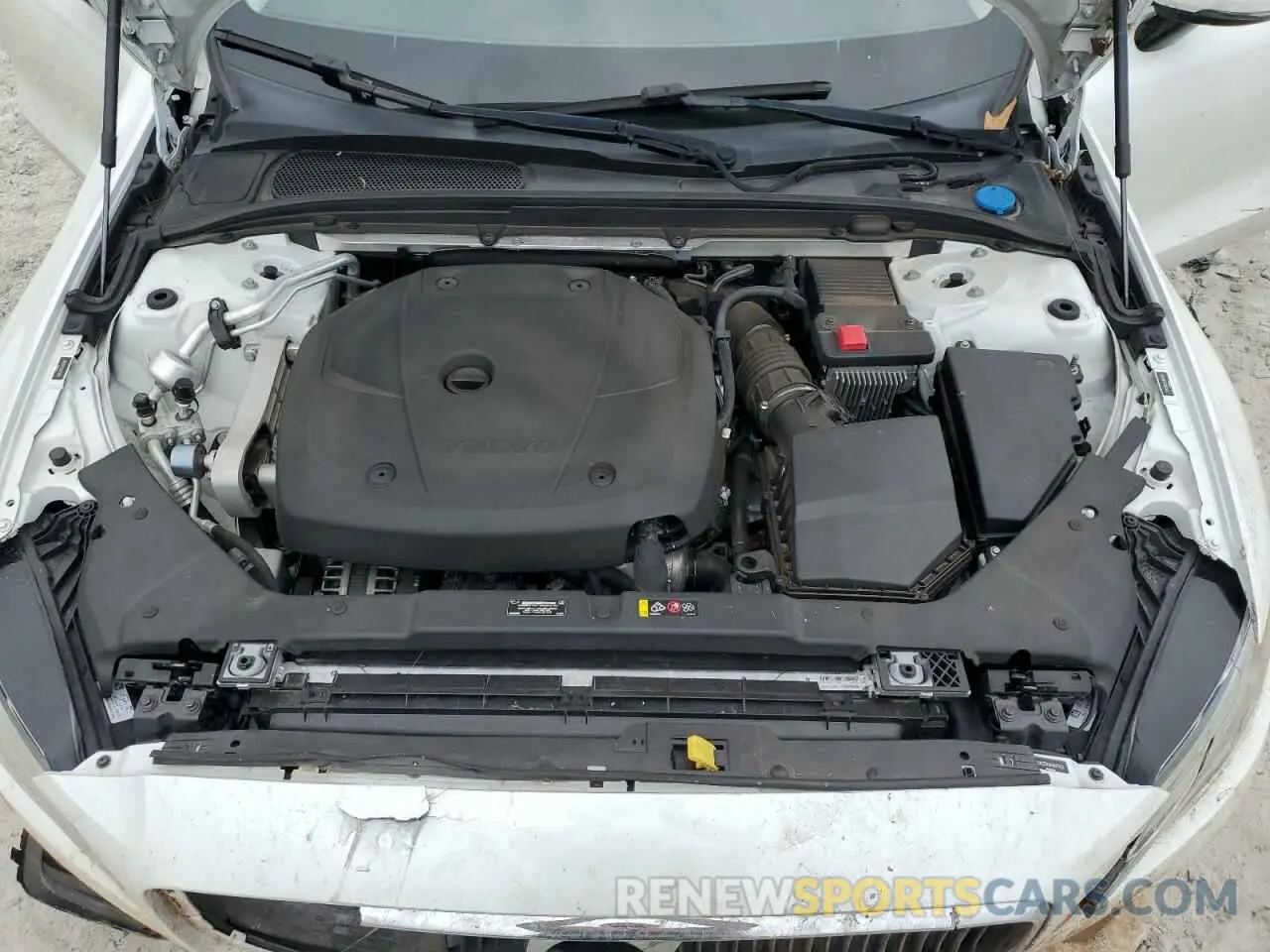 11 fotografías del automóvil dañado 7JRA22TK0KG017853 VOLVO S60 2019