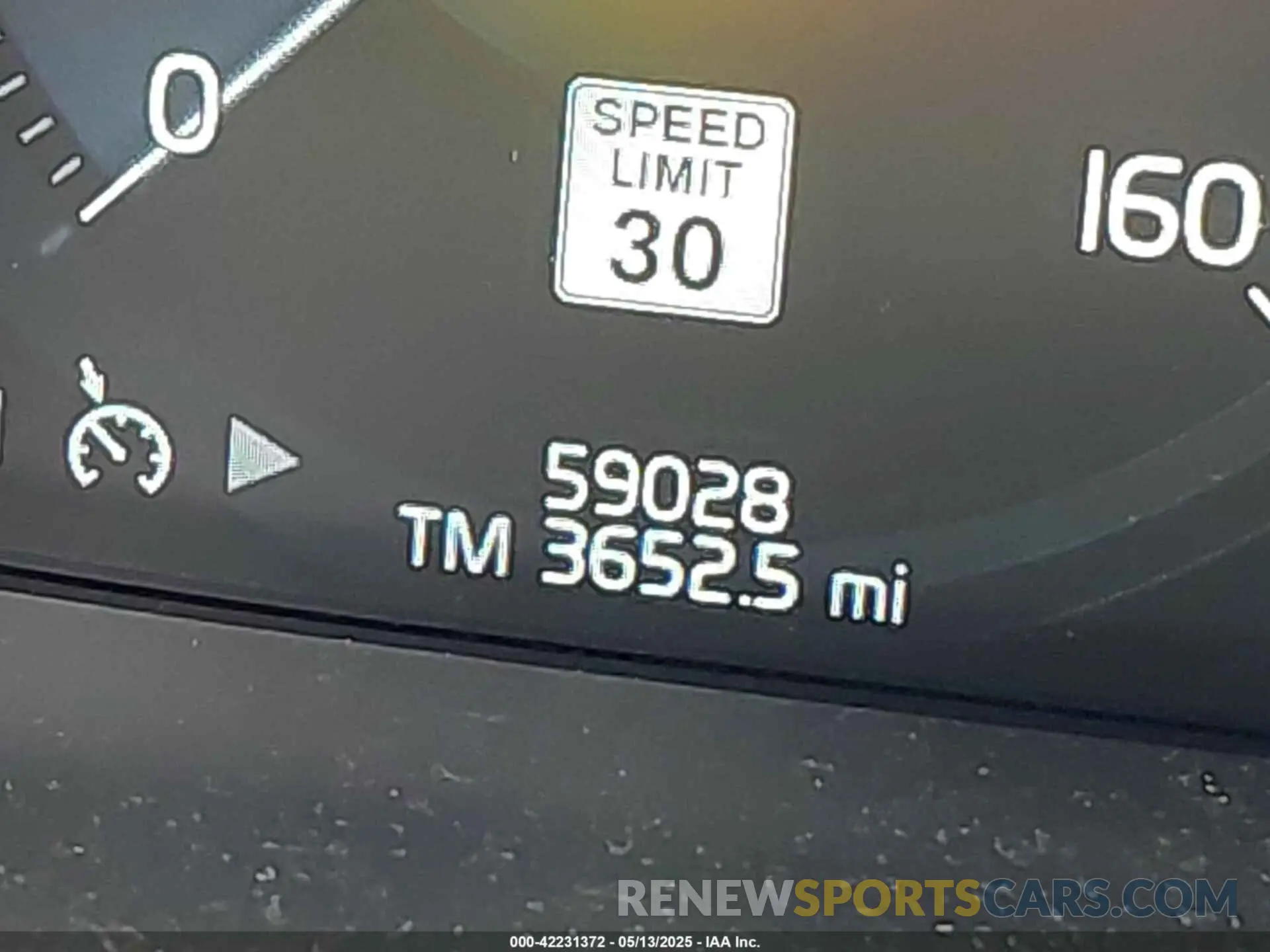 15 fotografías del automóvil dañado 7JRA22TK1KG018249 VOLVO S60 2019