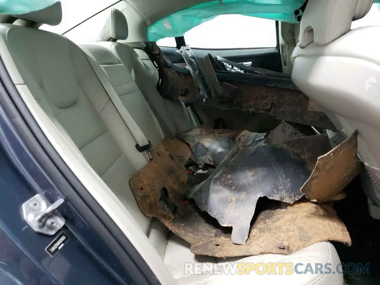 10 fotografías del automóvil dañado 7JRA22TK6KG015668 VOLVO S60 2019