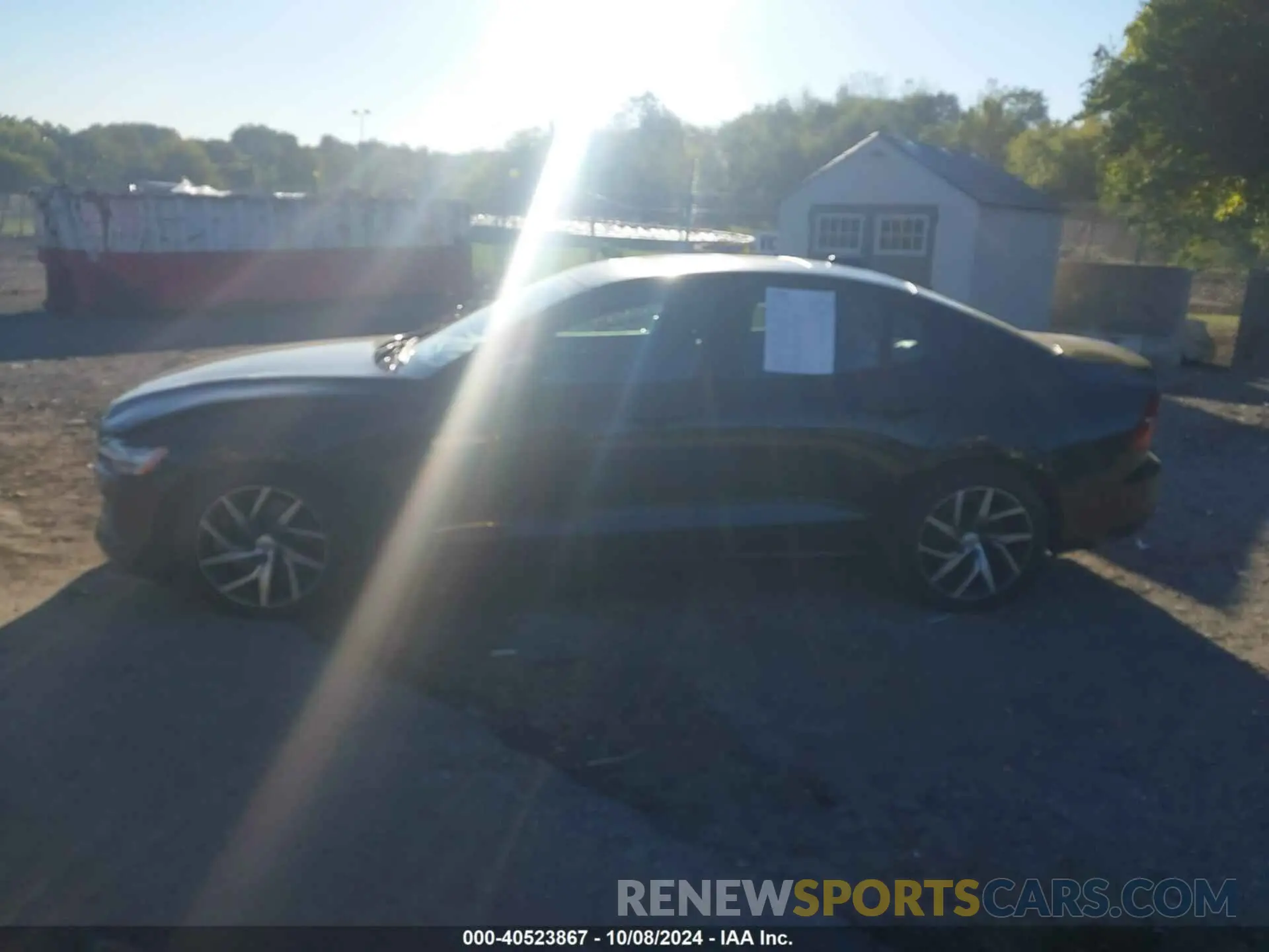 14 fotografías del automóvil dañado 7JRA22TK6KG016500 VOLVO S60 2019