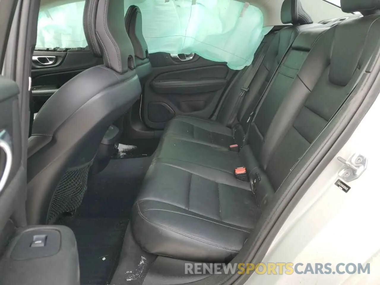 10 fotografías del automóvil dañado 7JRA22TK8KG004025 VOLVO S60 2019