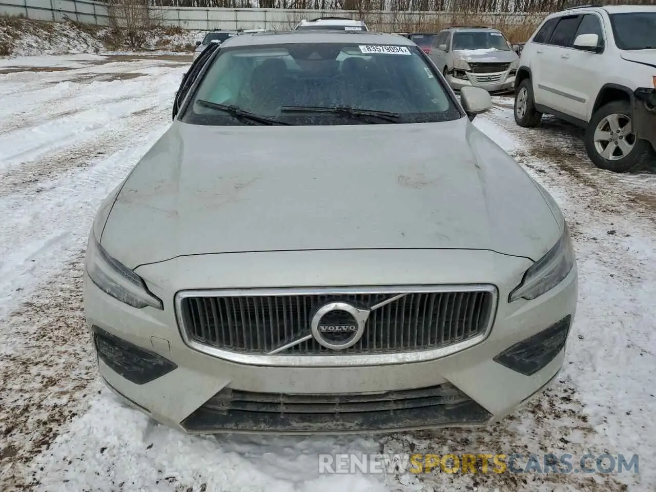 5 fotografías del automóvil dañado 7JRA22TK8KG004025 VOLVO S60 2019