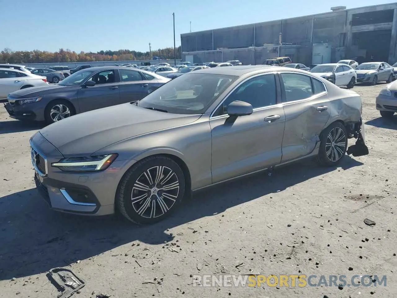1 fotografías del automóvil dañado 7JRA22TL1KG017496 VOLVO S60 2019