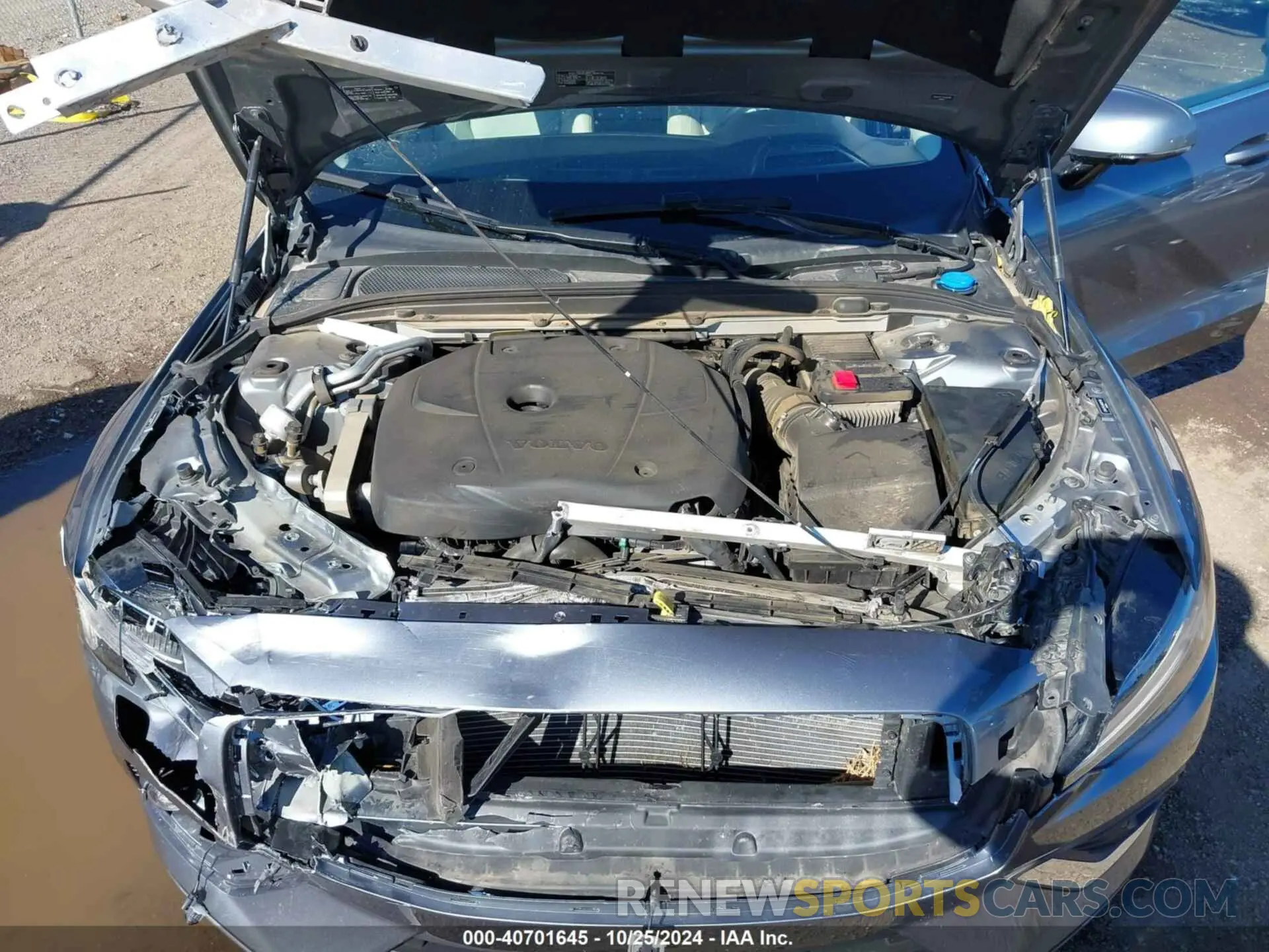 10 fotografías del automóvil dañado 7JRA22TL3KG007195 VOLVO S60 2019