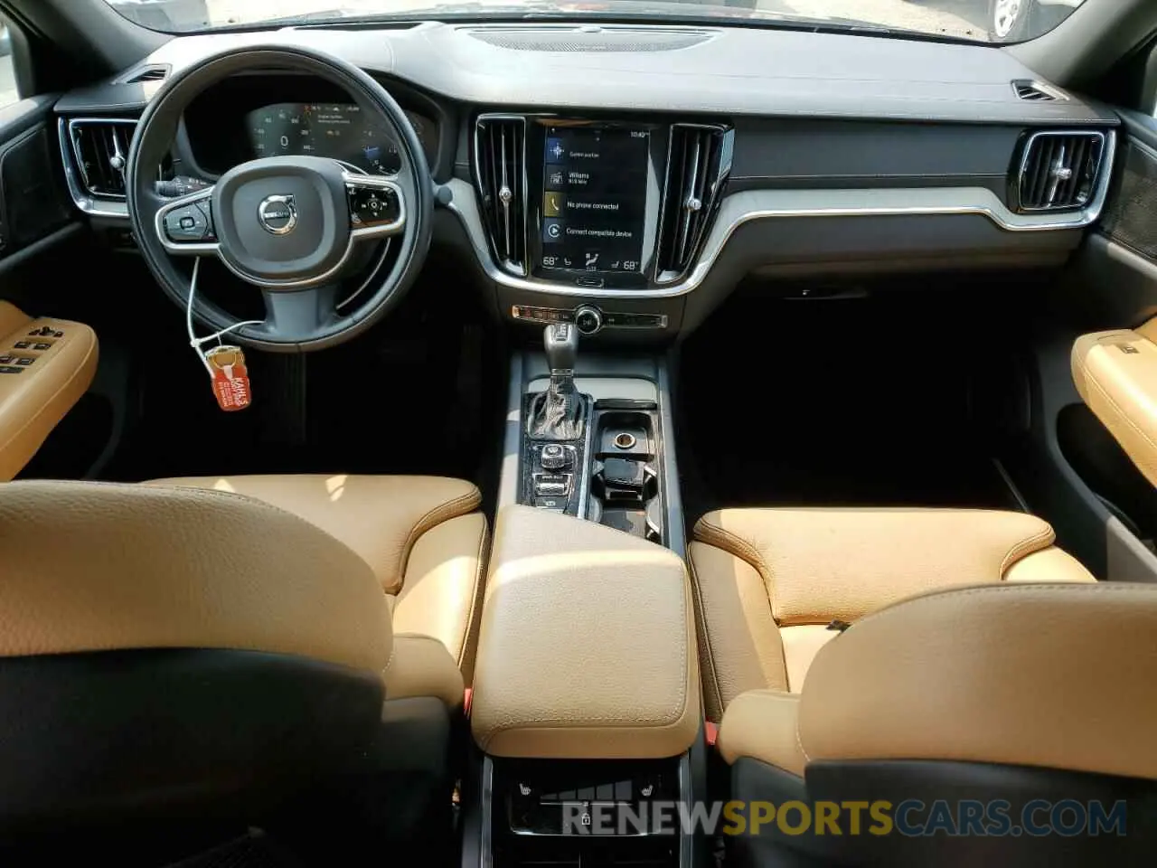 8 fotografías del automóvil dañado 7JRA22TL6KG002573 VOLVO S60 2019