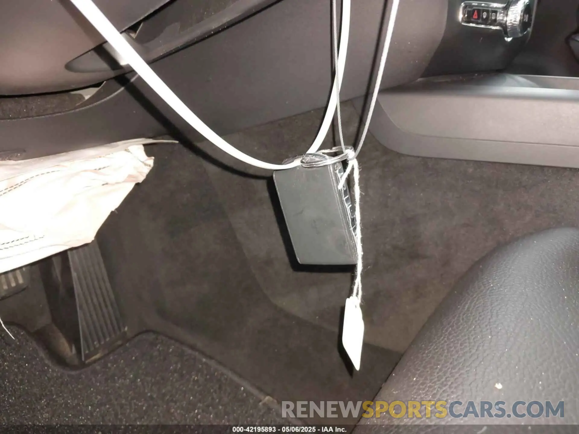 11 fotografías del automóvil dañado 7JRA22TL7KG003425 VOLVO S60 2019