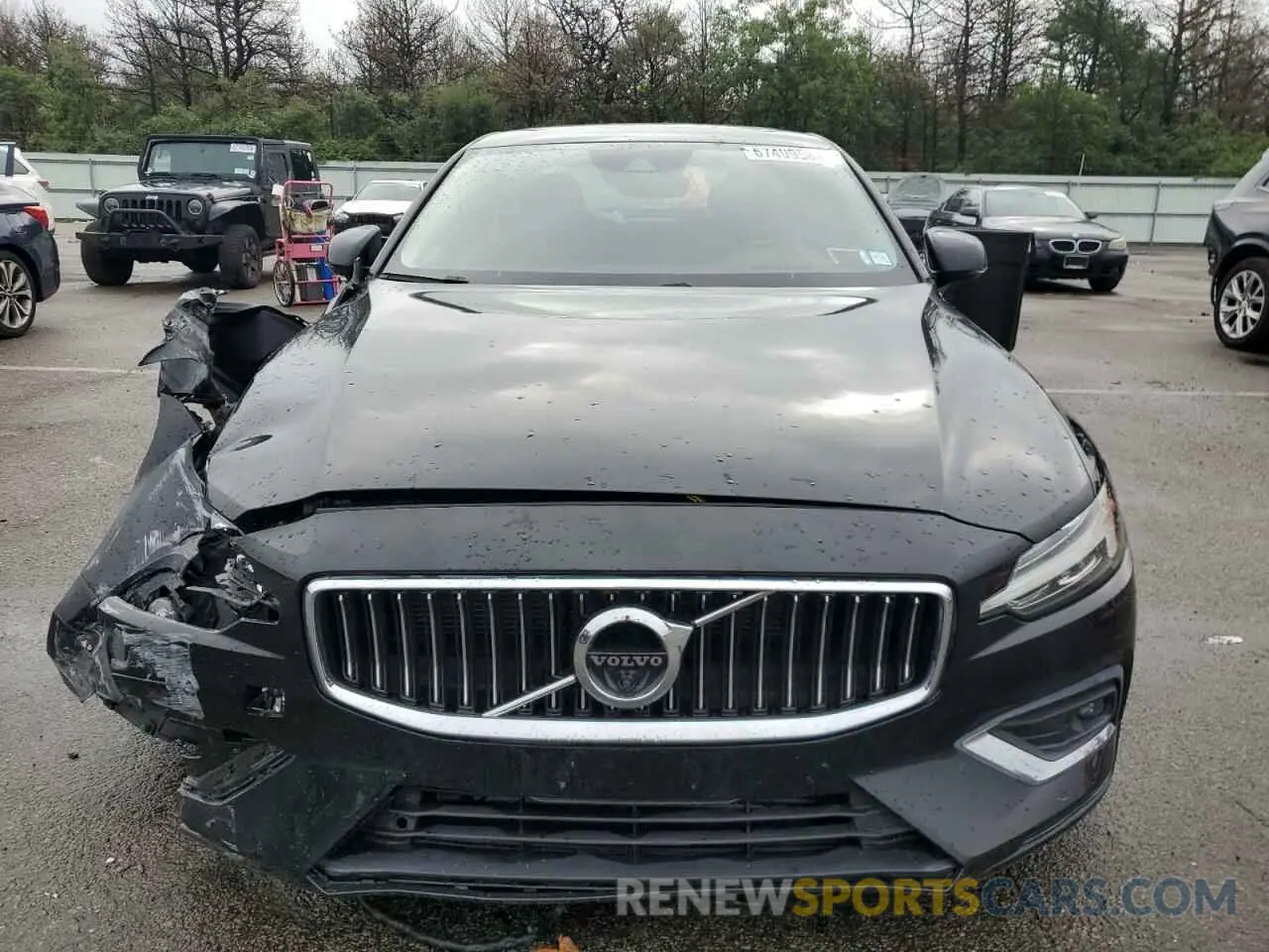 5 fotografías del automóvil dañado 7JRA22TL9KG011560 VOLVO S60 2019