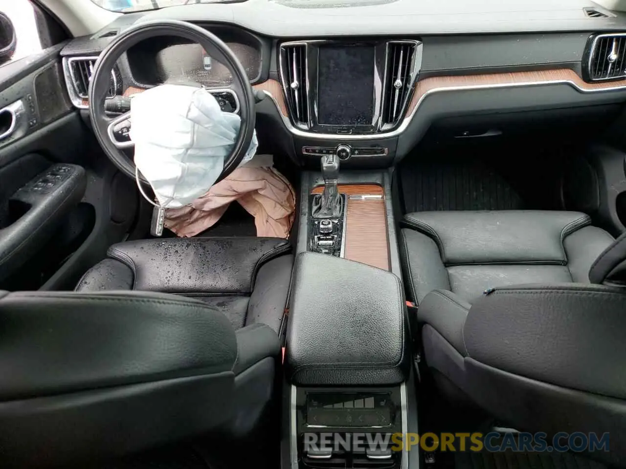 8 fotografías del automóvil dañado 7JRA22TL9KG011560 VOLVO S60 2019