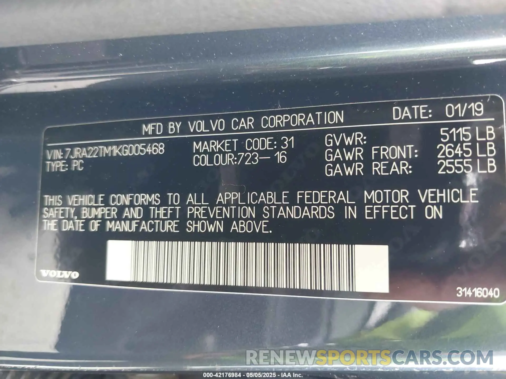9 fotografías del automóvil dañado 7JRA22TM1KG005468 VOLVO S60 2019