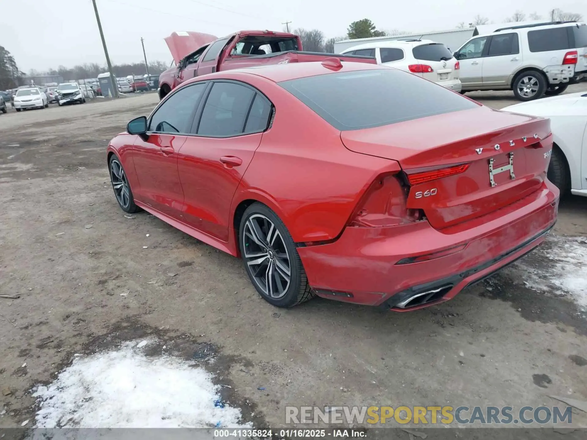 3 fotografías del automóvil dañado 7JRA22TMXKG001161 VOLVO S60 2019