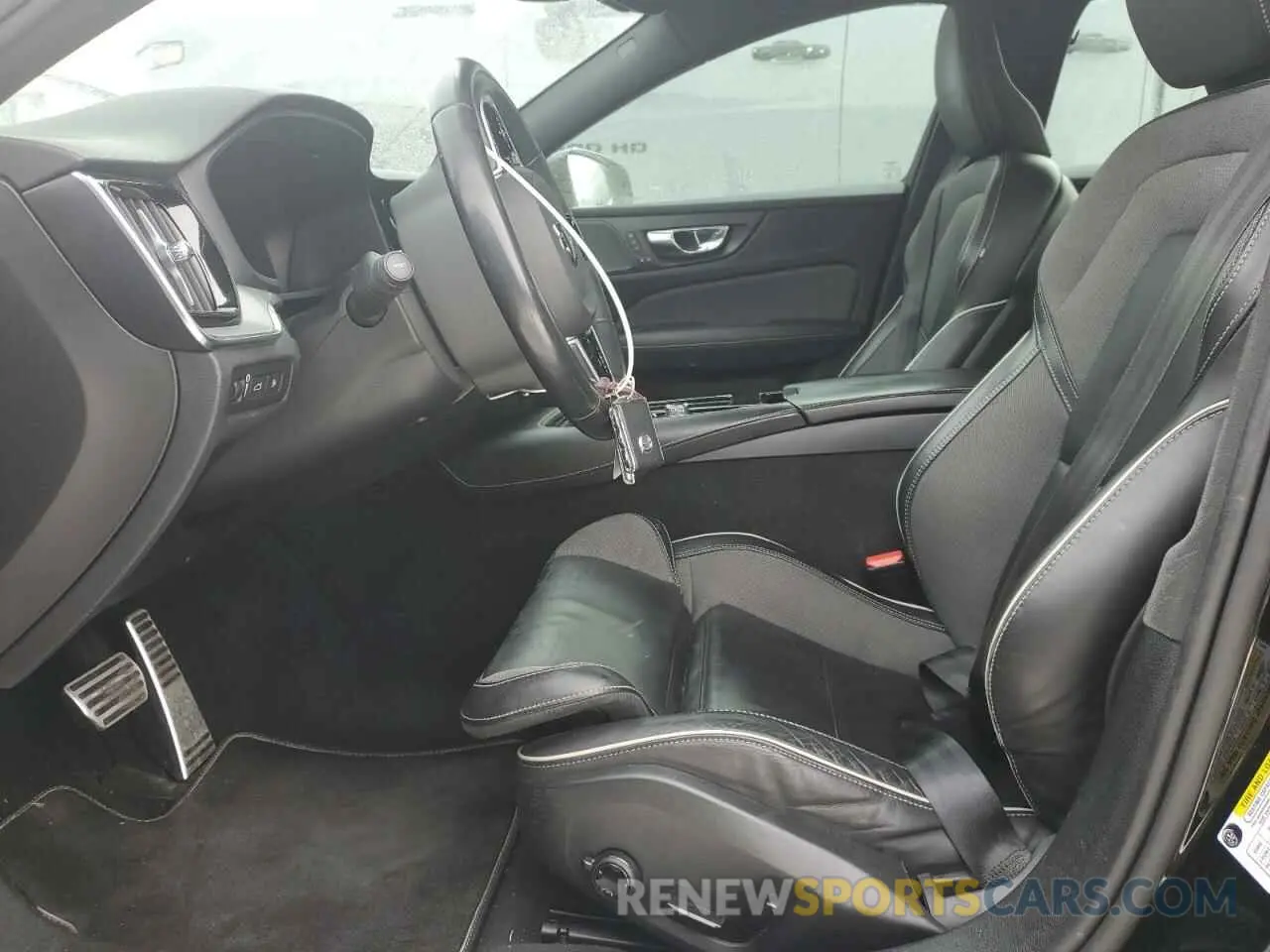 7 fotografías del automóvil dañado 7JRBR0FM0KG018082 VOLVO S60 2019