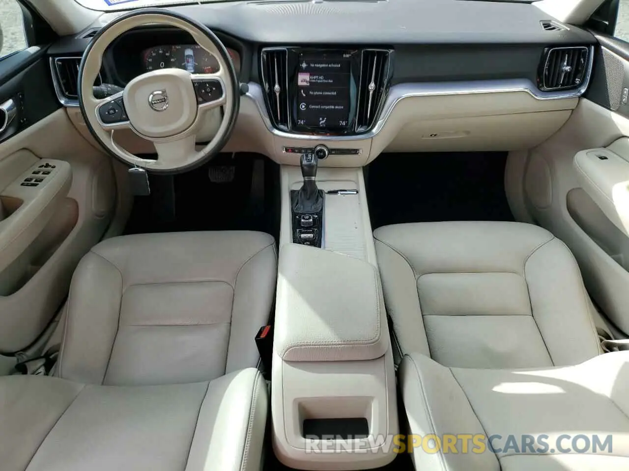 8 fotografías del automóvil dañado 7JR102FK2LG066880 VOLVO S60 2020