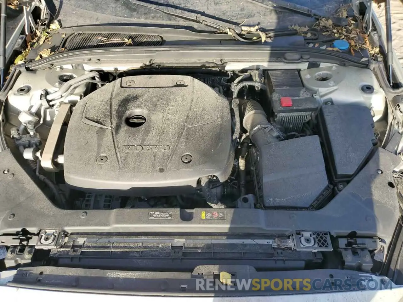 11 fotografías del automóvil dañado 7JR102FK3LG072798 VOLVO S60 2020