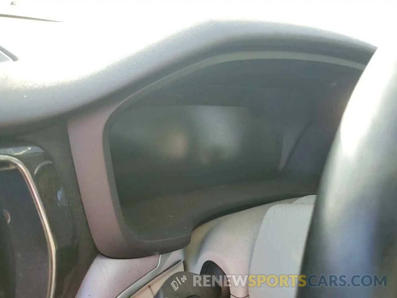 9 fotografías del automóvil dañado 7JR102FK3LG072798 VOLVO S60 2020