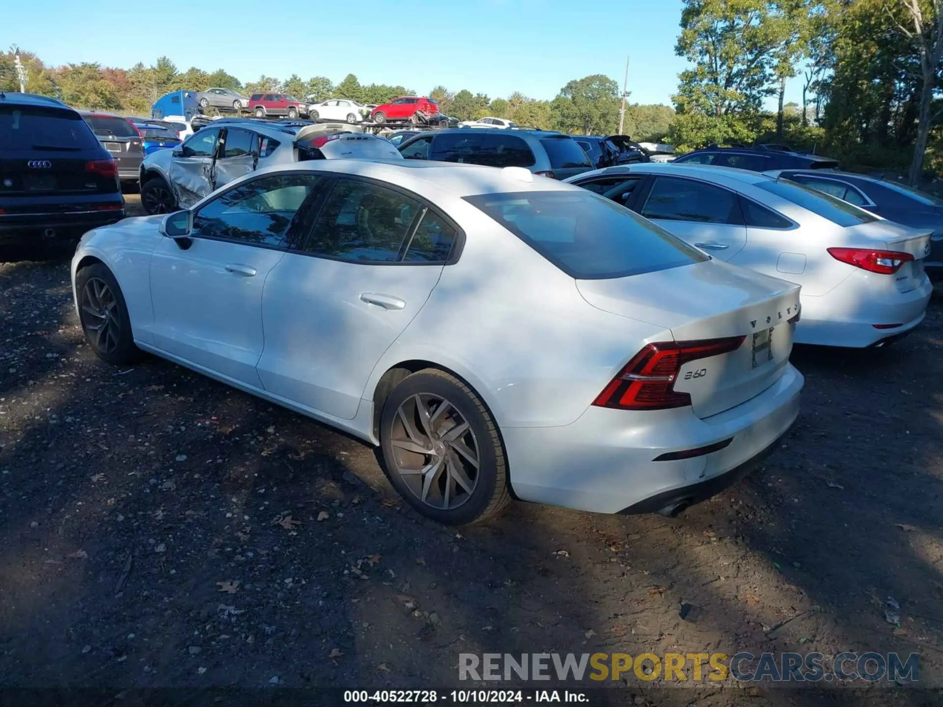 3 fotografías del automóvil dañado 7JR102FK6LG045434 VOLVO S60 2020