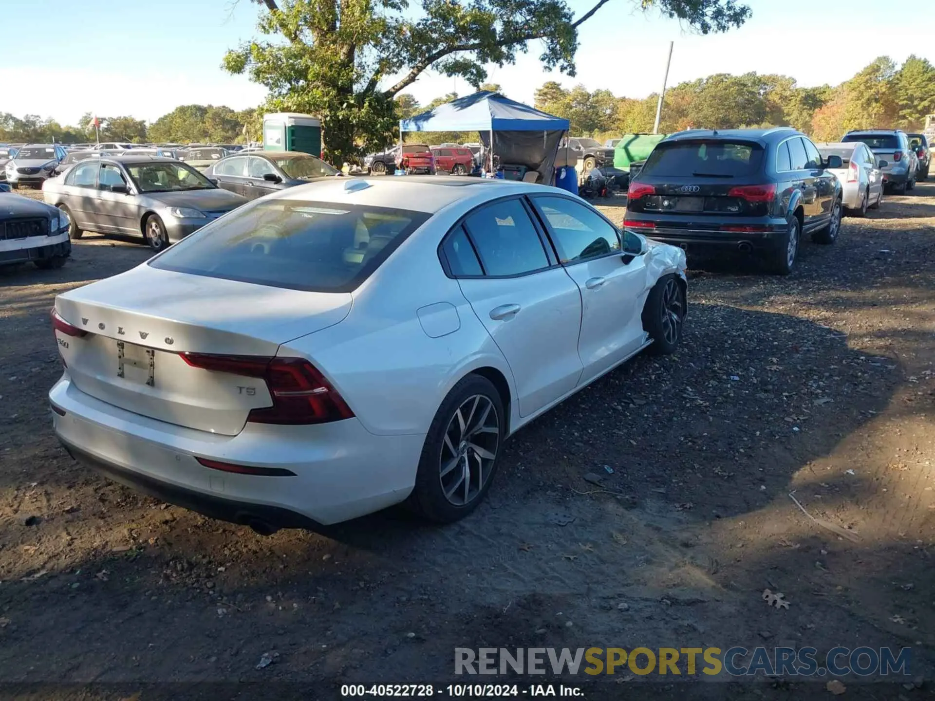 4 fotografías del automóvil dañado 7JR102FK6LG045434 VOLVO S60 2020
