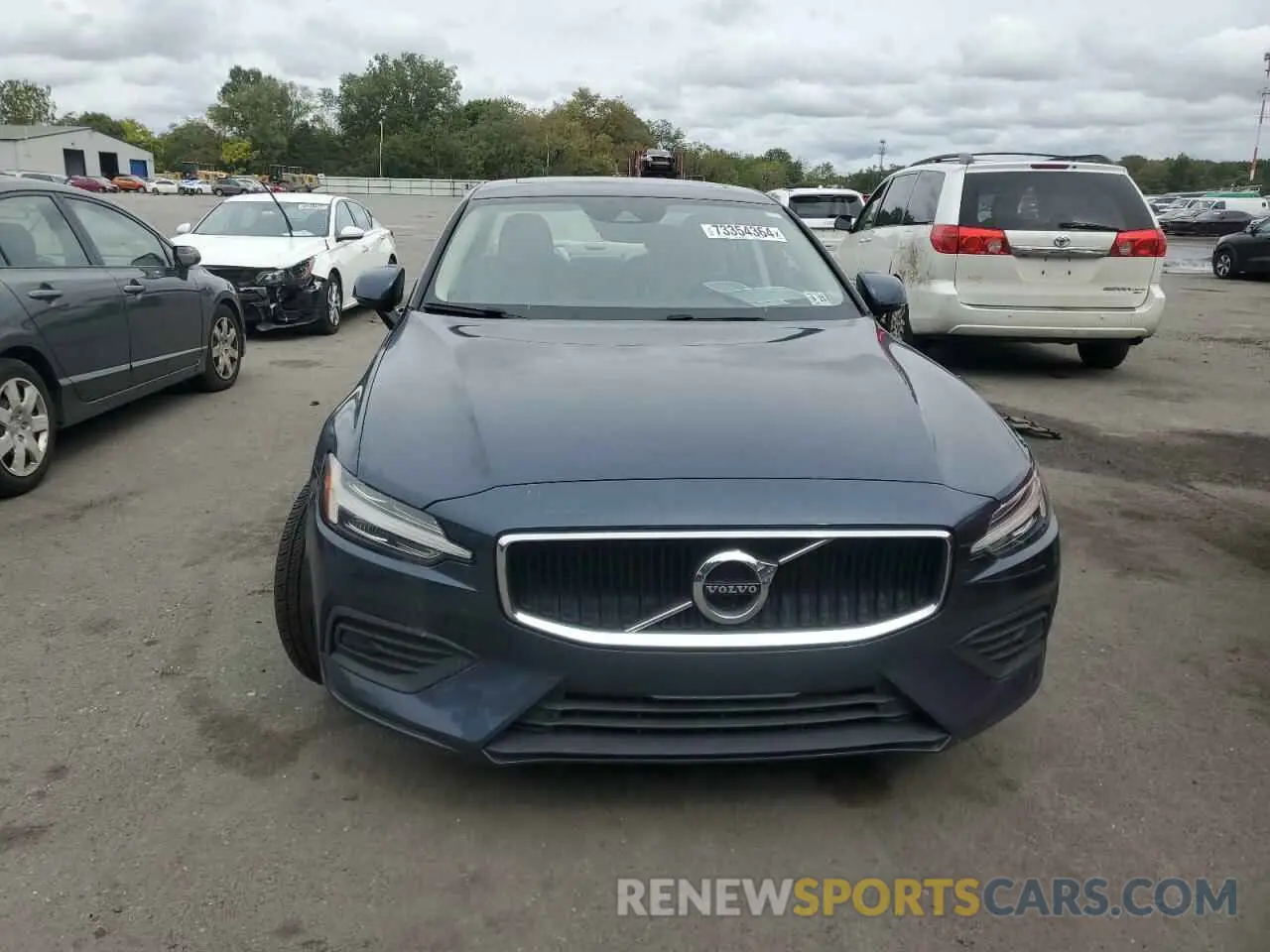 5 fotografías del automóvil dañado 7JR102FK7LG064834 VOLVO S60 2020