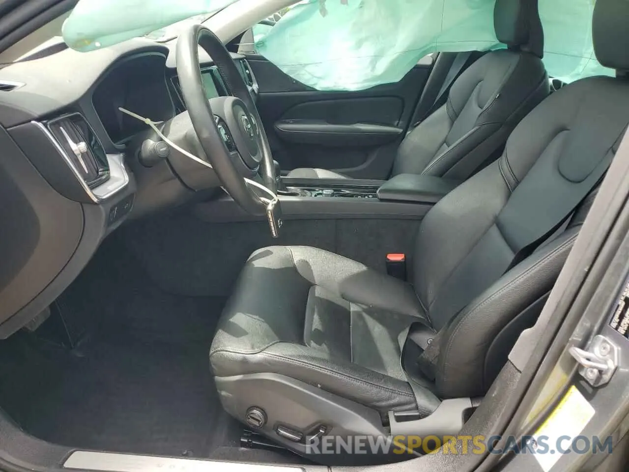 7 fotografías del automóvil dañado 7JR102FK9LG042057 VOLVO S60 2020