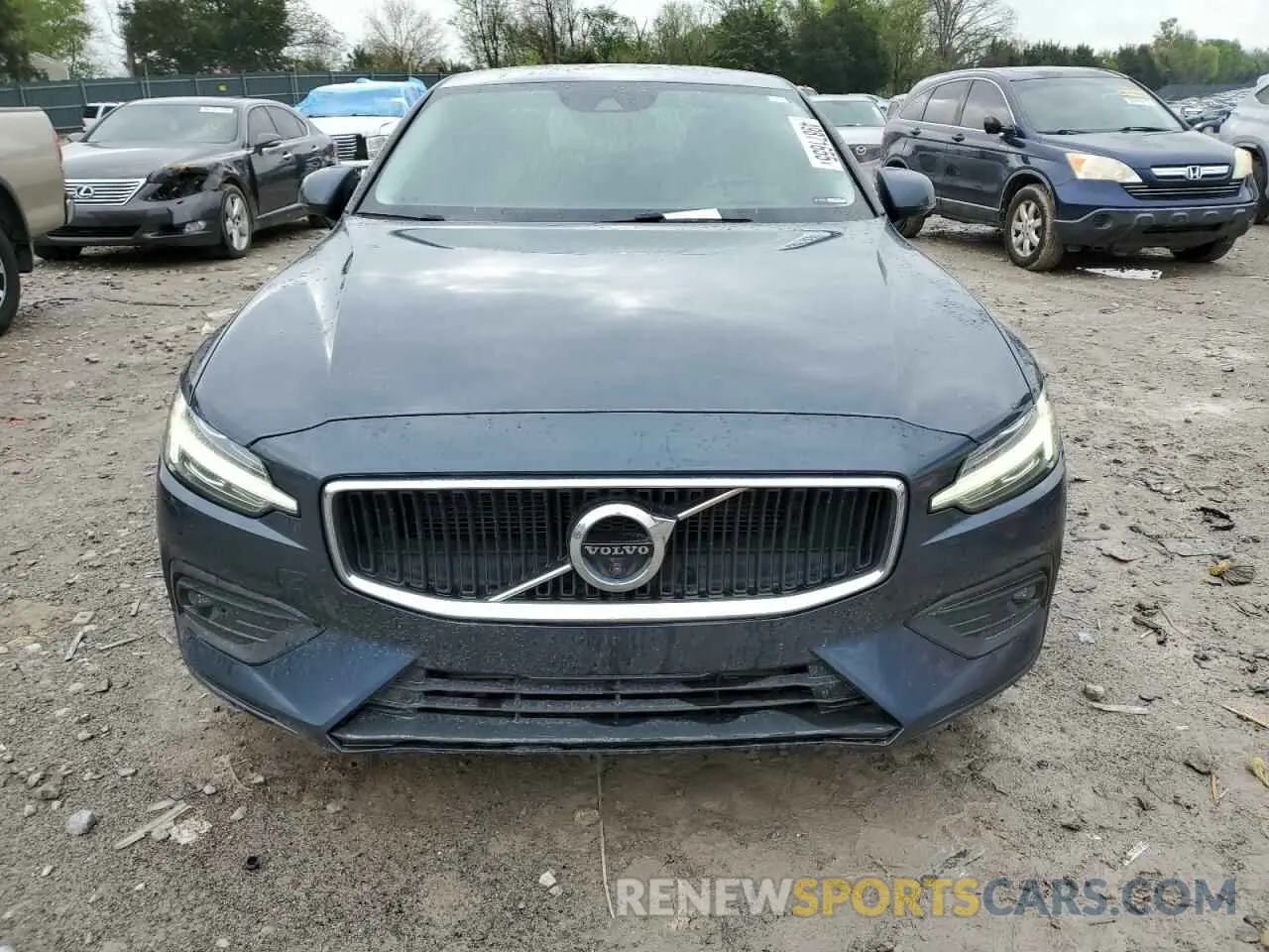 5 fotografías del automóvil dañado 7JR102FKXLG060342 VOLVO S60 2020