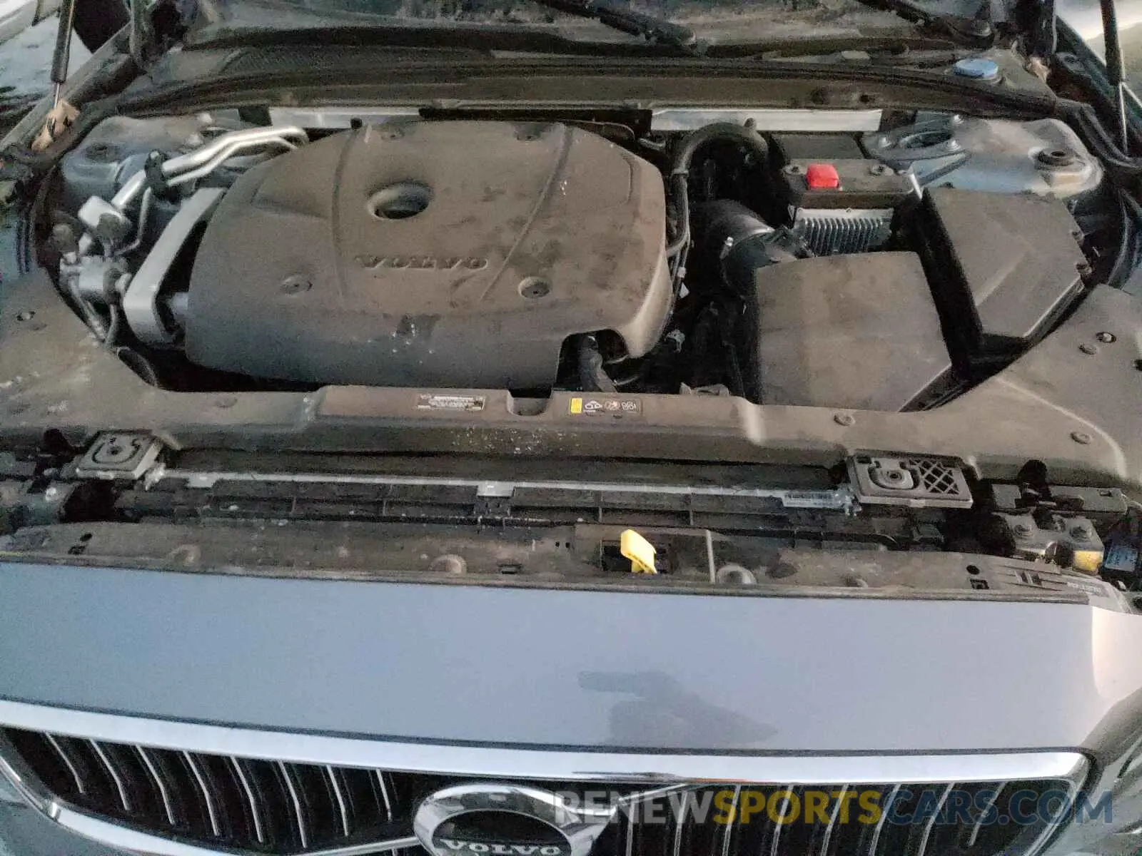 7 fotografías del automóvil dañado 7JR102FL2LG073062 VOLVO S60 2020