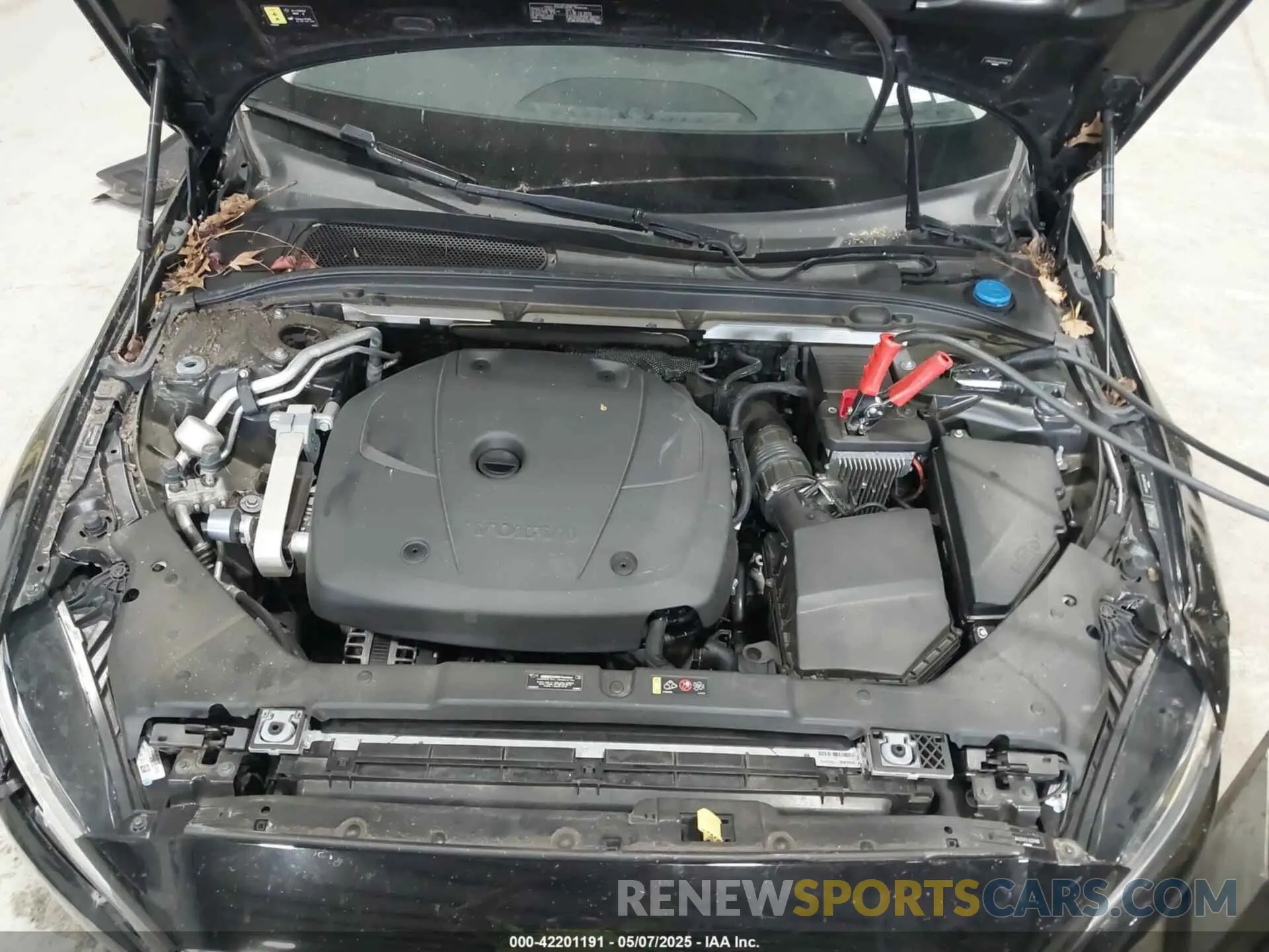 10 fotografías del automóvil dañado 7JRA22TK2LG037409 VOLVO S60 2020