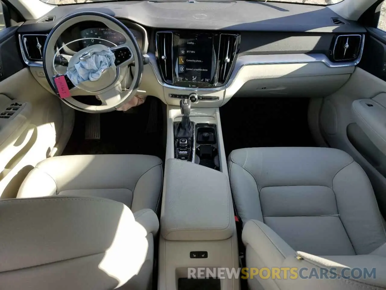 8 fotografías del automóvil dañado 7JRA22TK3LG064215 VOLVO S60 2020