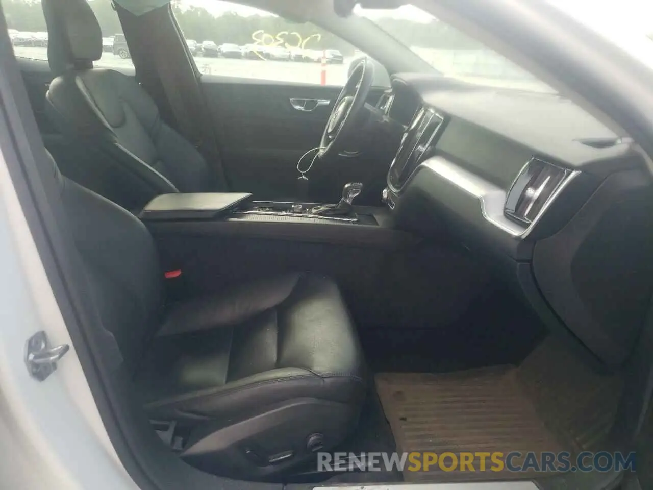 5 fotografías del automóvil dañado 7JRA22TK6LG030396 VOLVO S60 2020