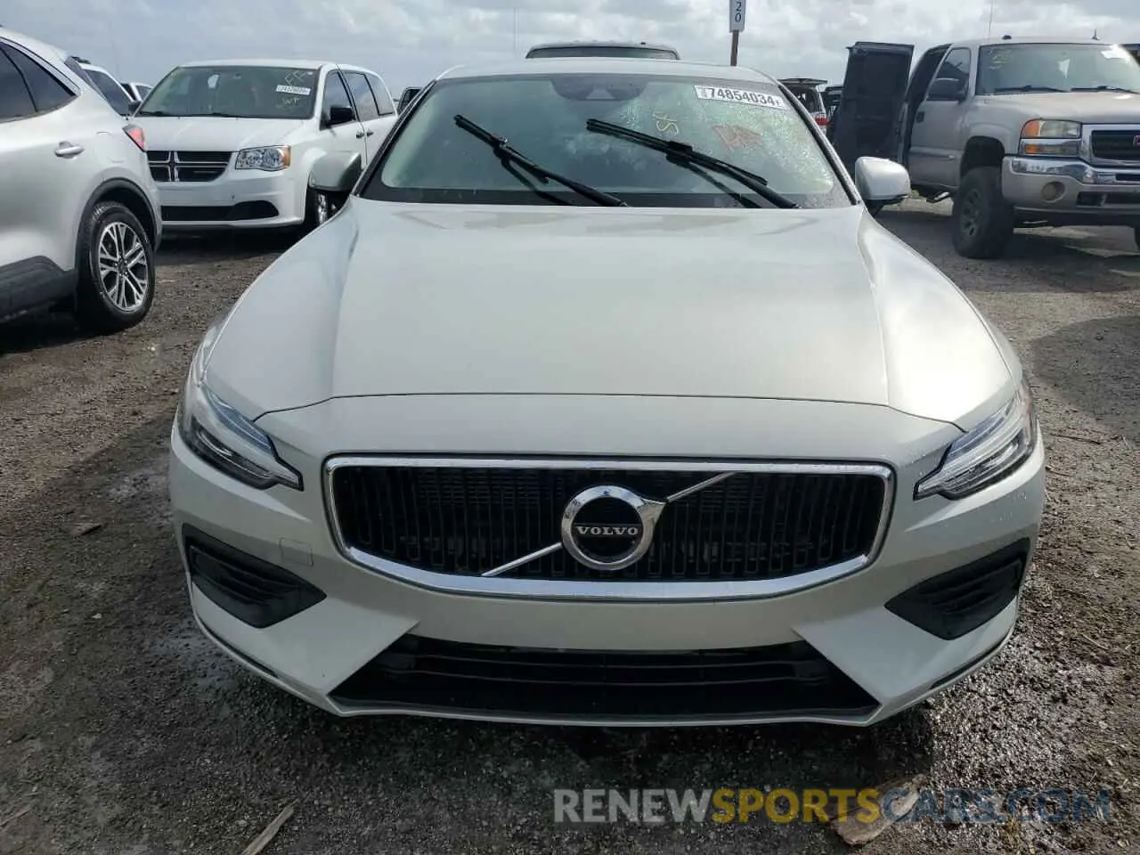 5 fotografías del automóvil dañado 7JRA22TK6LG047893 VOLVO S60 2020