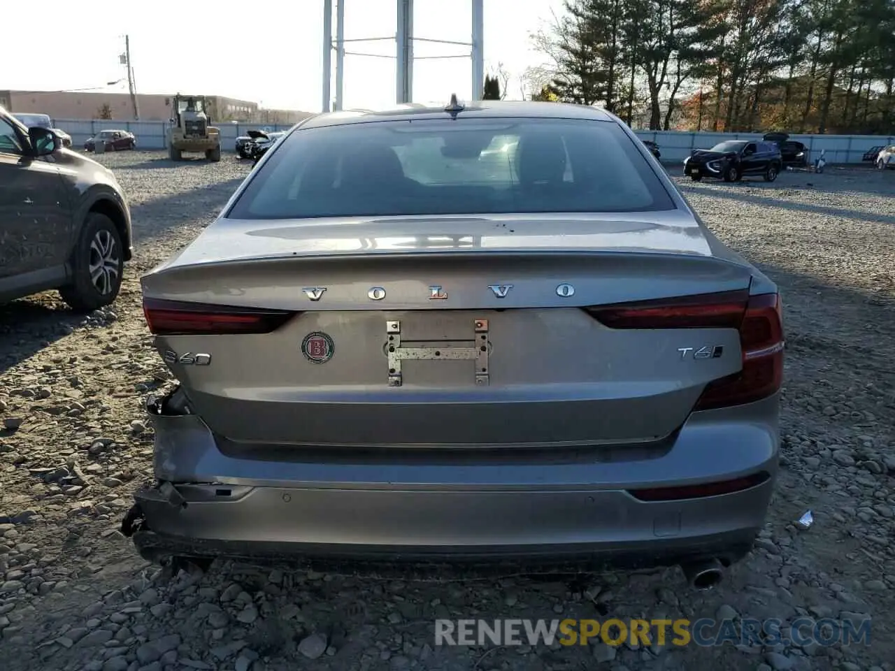 6 fotografías del automóvil dañado 7JRA22TK6LG057324 VOLVO S60 2020