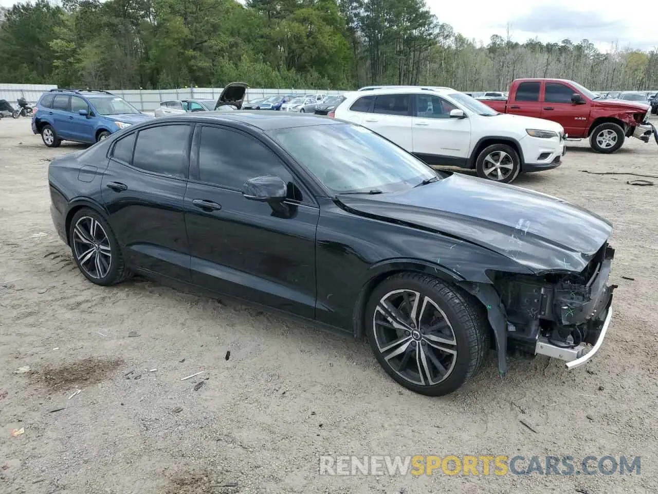 4 fotografías del automóvil dañado 7JRA22TM8LG037450 VOLVO S60 2020