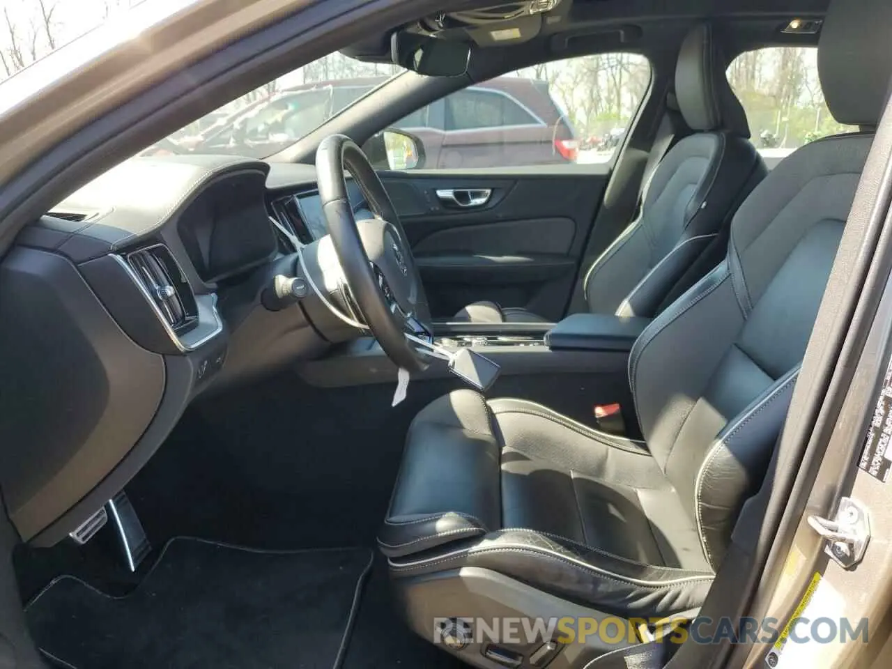7 fotografías del automóvil dañado 7JRA22TM8LG057410 VOLVO S60 2020