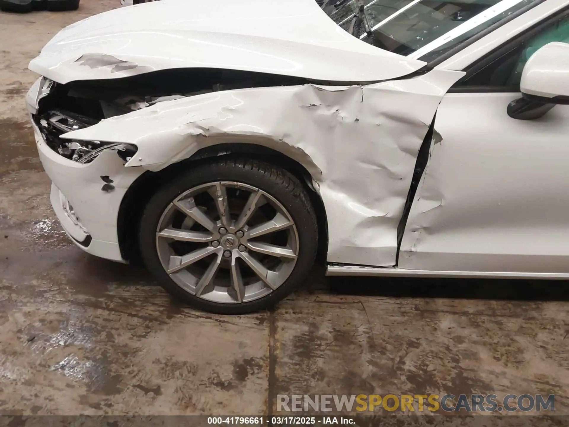 19 fotografías del automóvil dañado 7JR102FK7MG102659 VOLVO S60 2021