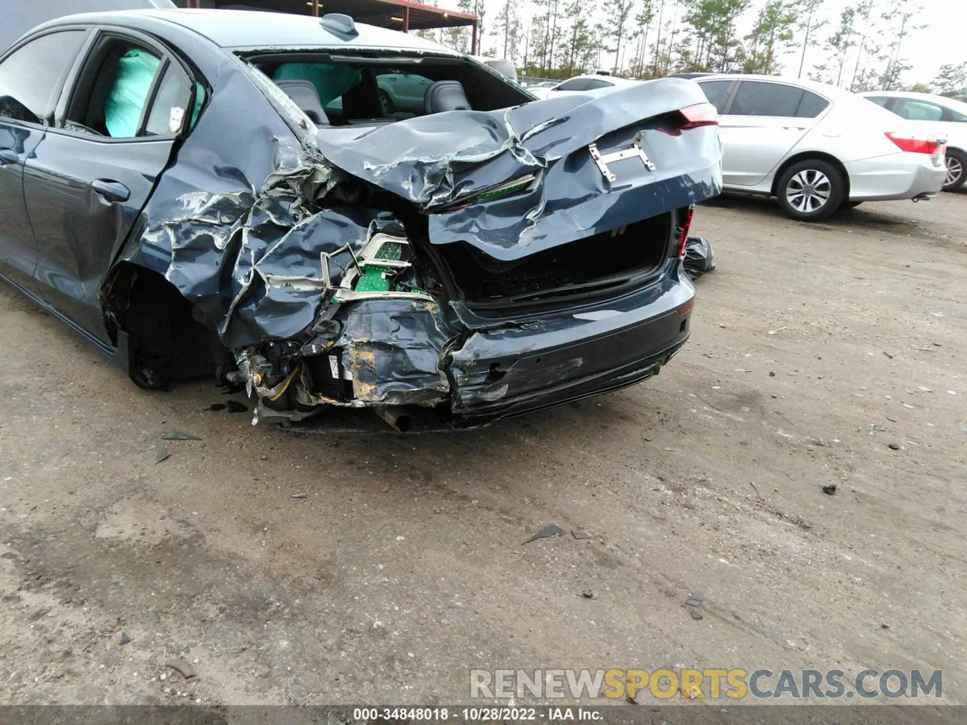 6 fotografías del automóvil dañado 7JR102FM6MG092076 VOLVO S60 2021
