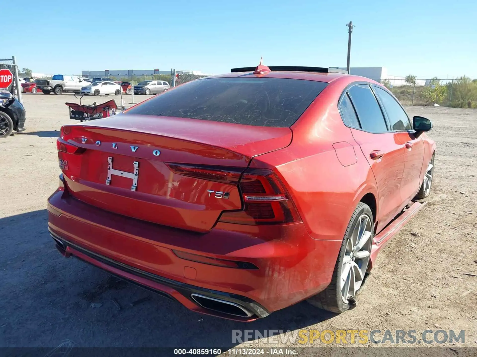 4 fotografías del automóvil dañado 7JR102TZ1MG103629 VOLVO S60 2021
