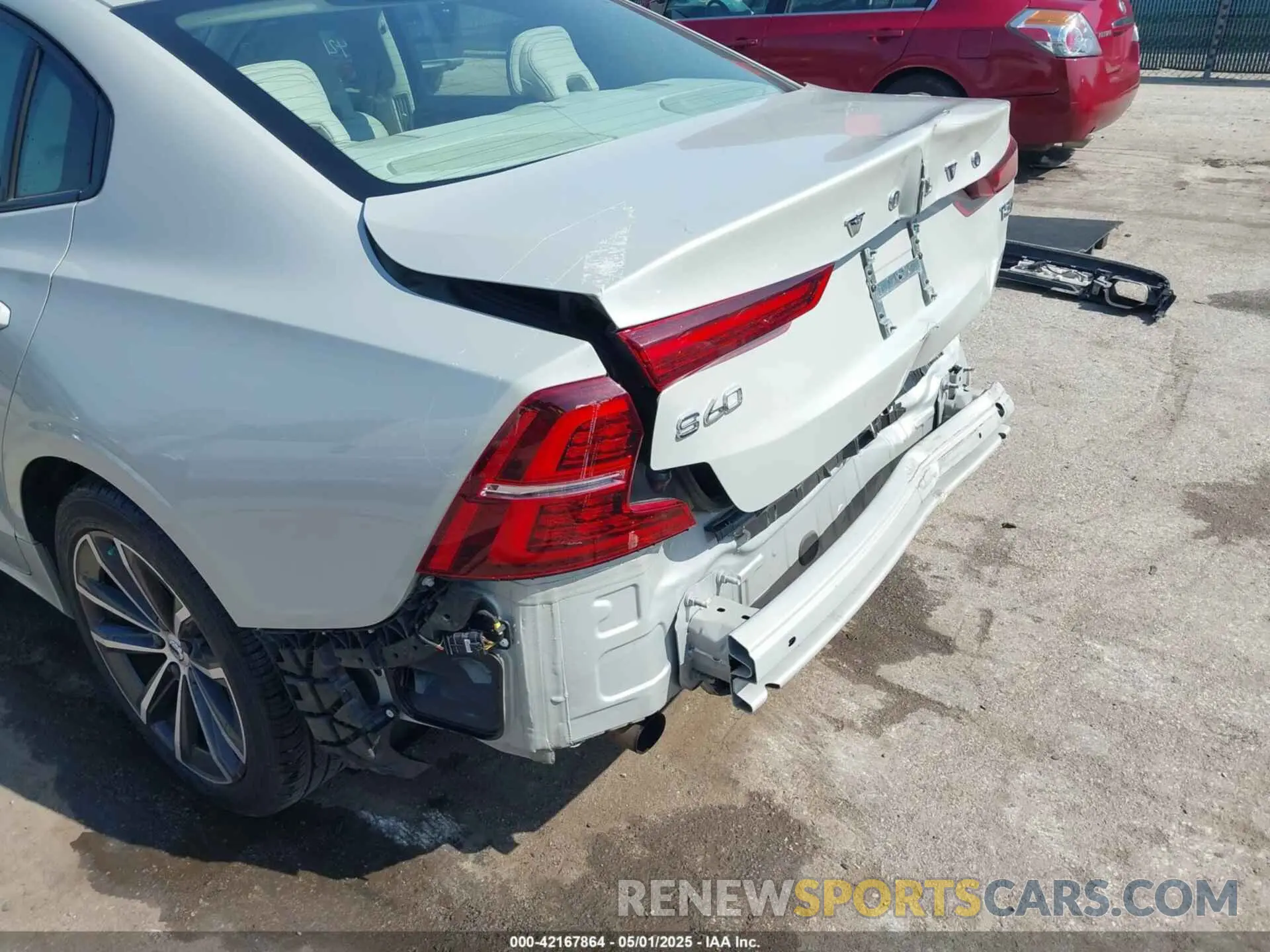 6 fotografías del automóvil dañado 7JR102TZ9MG109307 VOLVO S60 2021