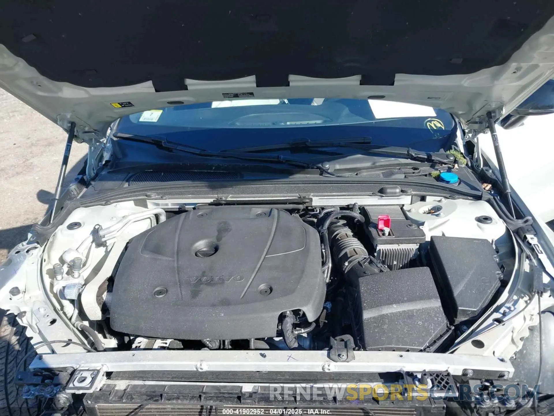 10 fotografías del automóvil dañado 7JRA22TM3MG102383 VOLVO S60 2021