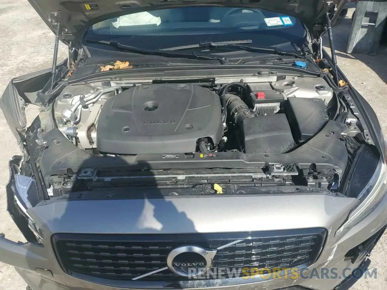 11 fotografías del automóvil dañado 7JRA22TMXMG095156 VOLVO S60 2021