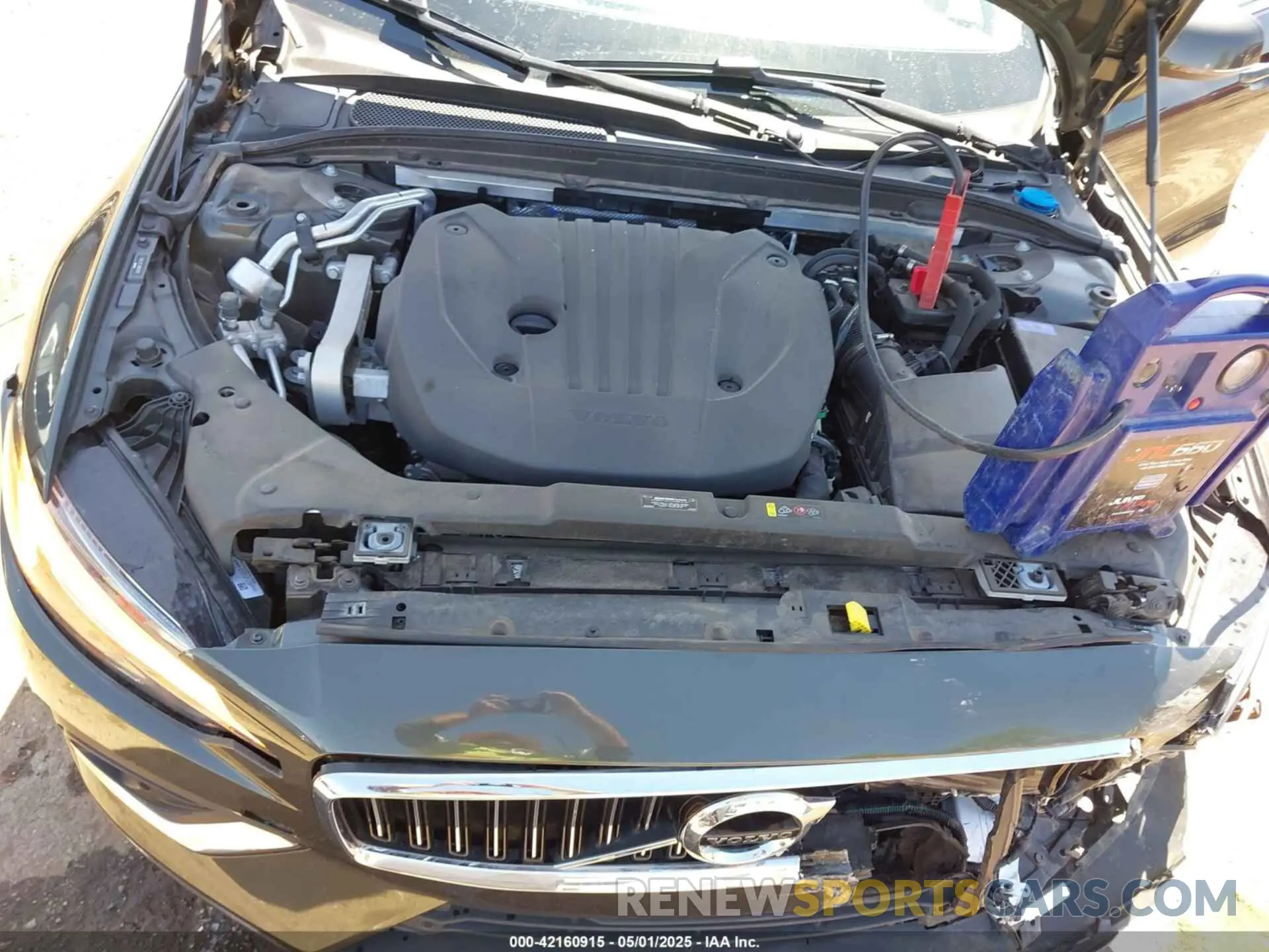 10 fotografías del automóvil dañado 7JRL12TL3NG162992 VOLVO S60 2022